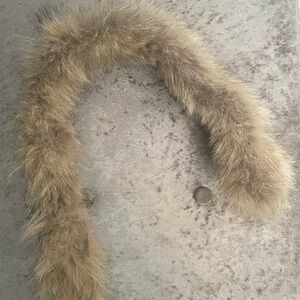 Chic real kanuk coyote fur